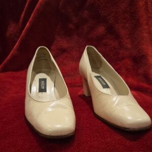 Bally Women's Elegant Cream Heels
